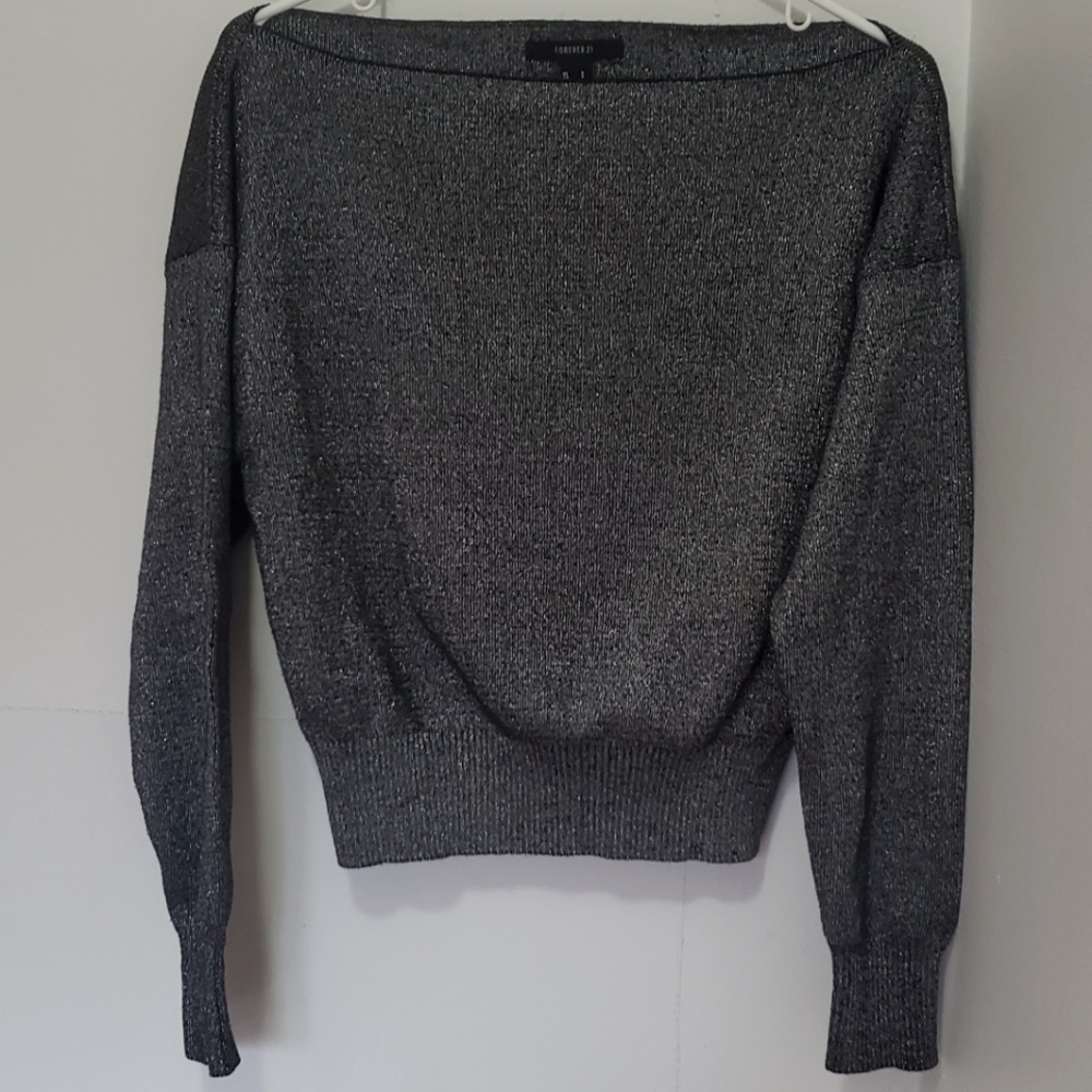 Forever 21 sweater top